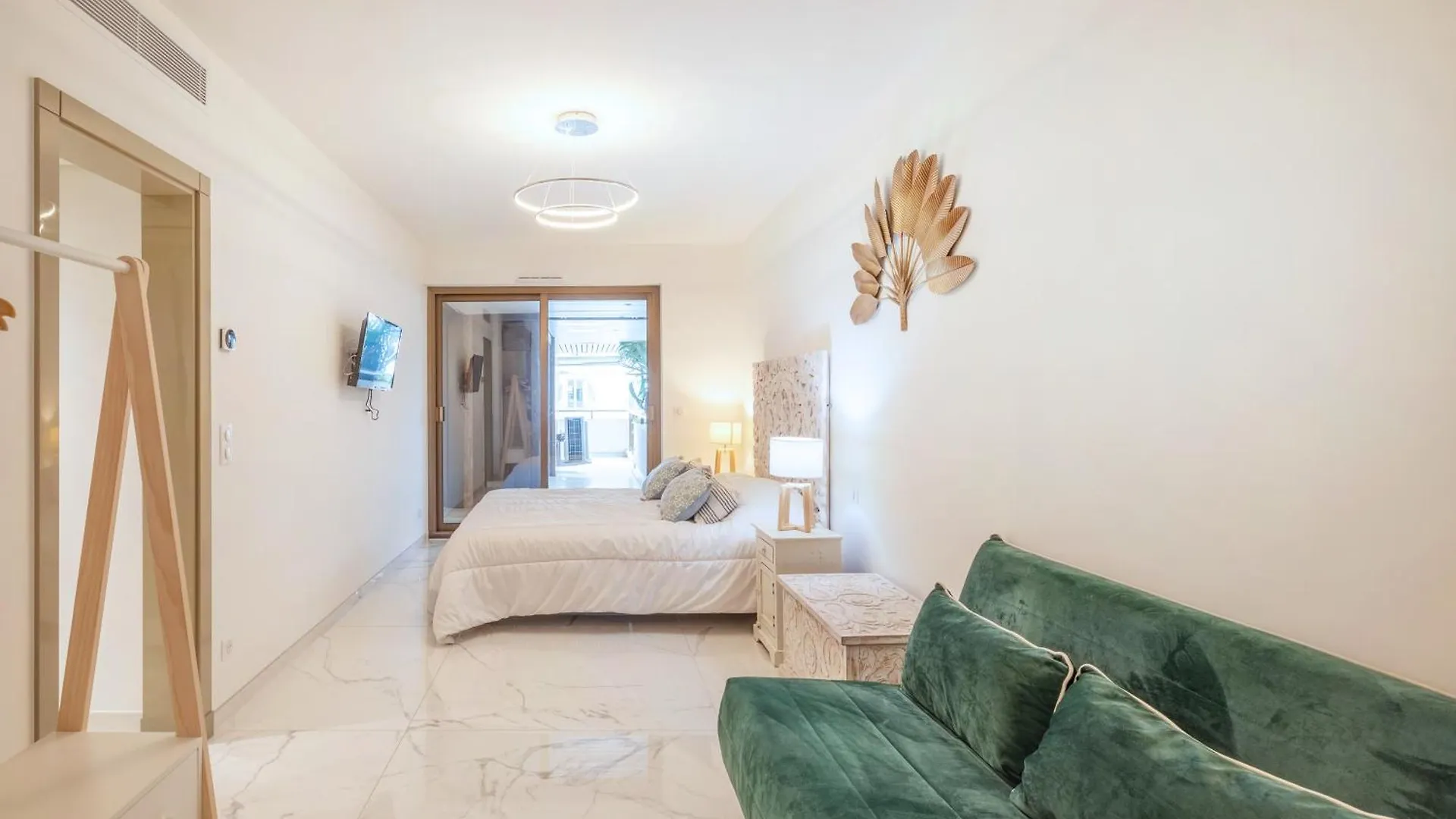 Agence Aici - Appartements Gray D'Albion Cannes Francia