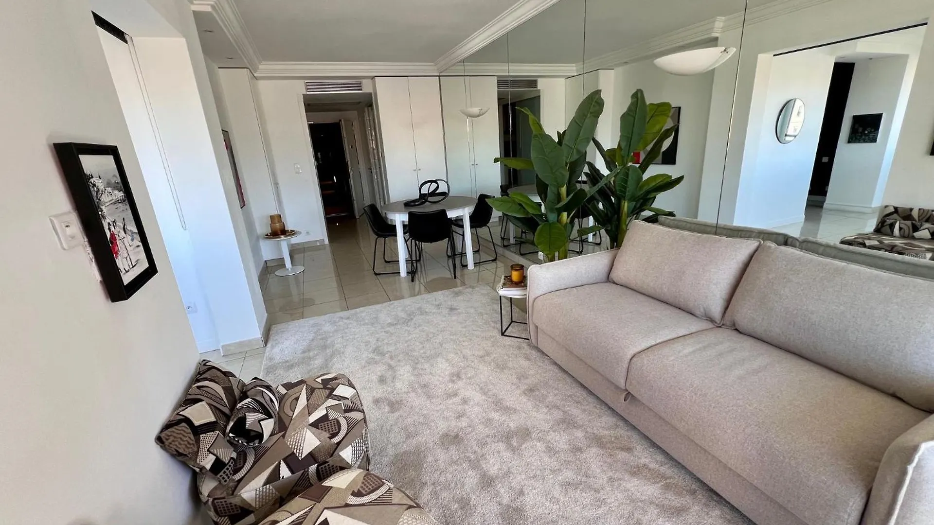 Agence Aici - Appartements Gray D'Albion Cannes