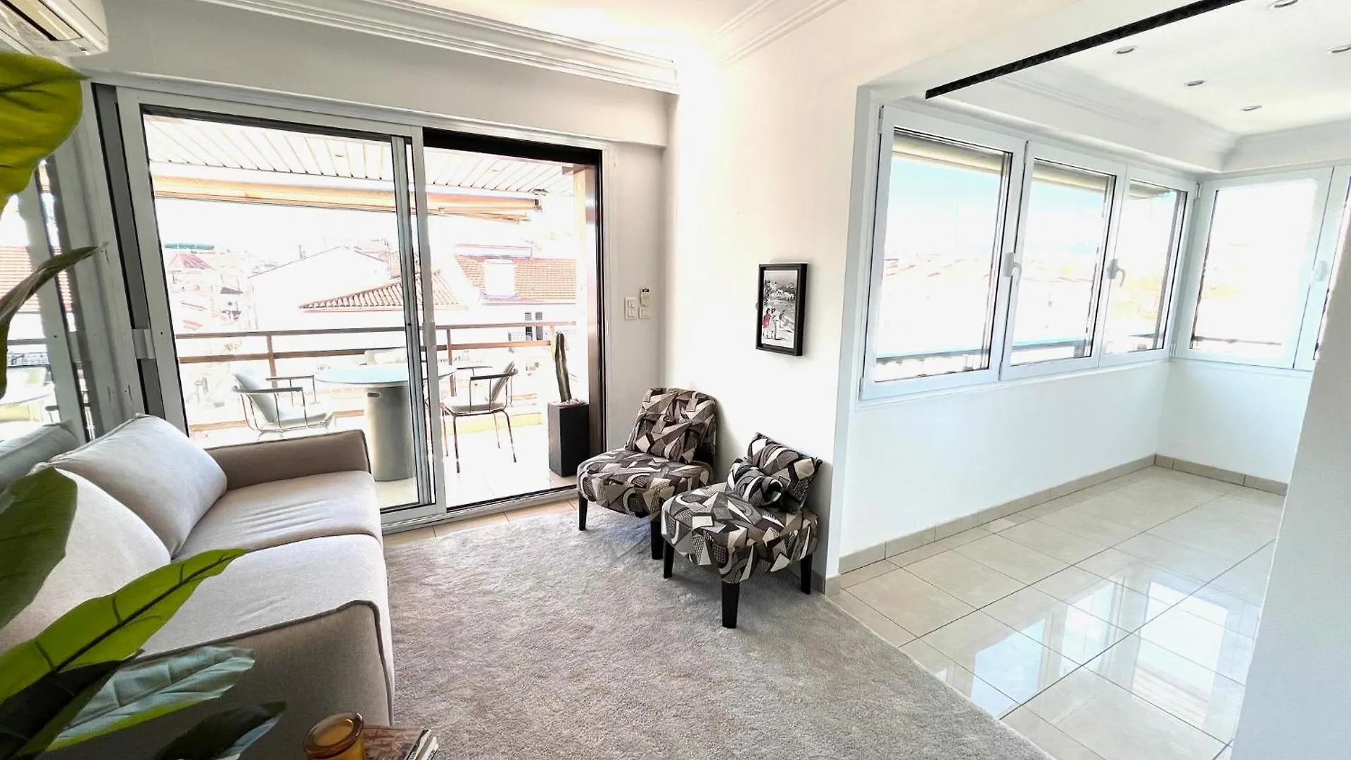 Agence Aici - Appartements Gray D'Albion Cannes Francia